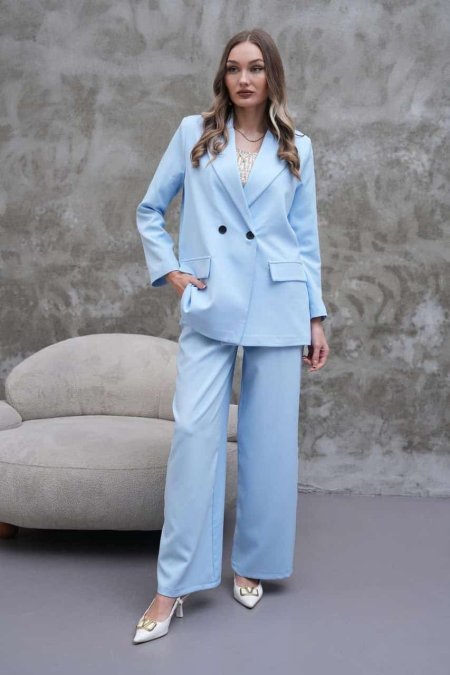 طقم رسمي بالوان ربيعيه